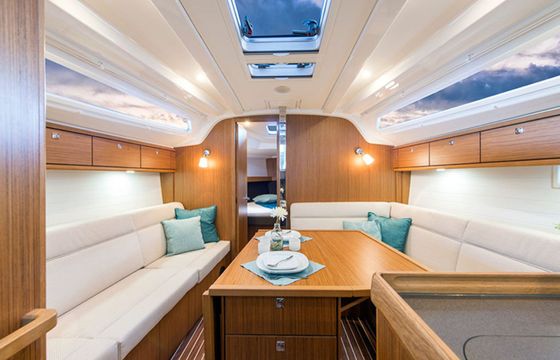 Bavaria Cruiser 37 Ánemos