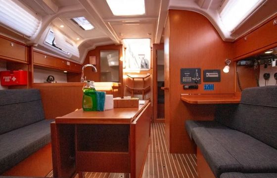 Bavaria Cruiser 37 Stairway to Heaven
