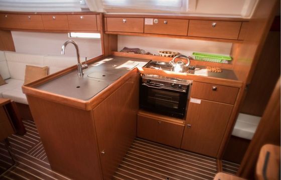 Bavaria Cruiser 37 Takis 2