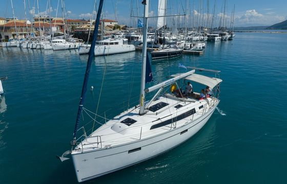 Bavaria Cruiser 37 Athene