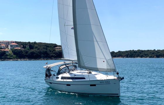 Bavaria Cruiser 37 Bibi