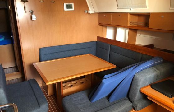 Bavaria Cruiser 45 Bella Blue