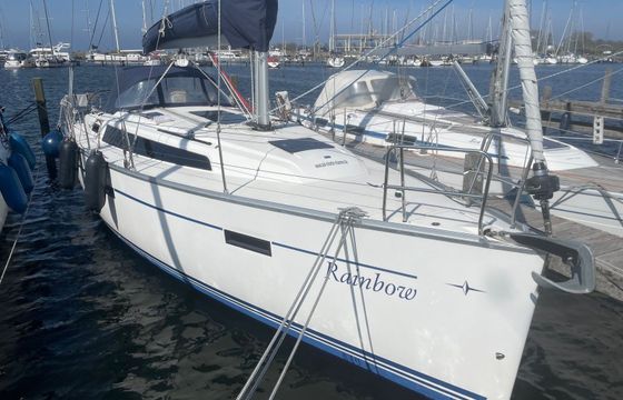 Bavaria Cruiser 37 Rainbow