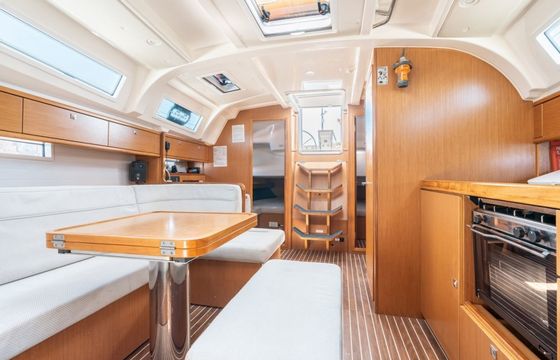 Bavaria Cruiser 41 Alkyoni