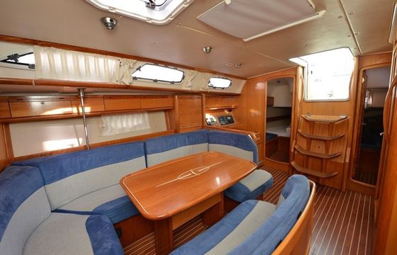 Bavaria Cruiser 40 Fenix