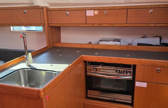 Bavaria Cruiser 37 Sunseeker