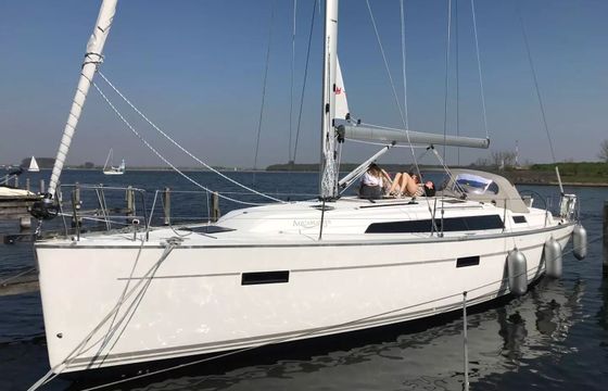 Bavaria Cruiser 41 Aquamarijn