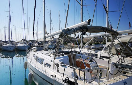 Bavaria Cruiser 37 Typhon