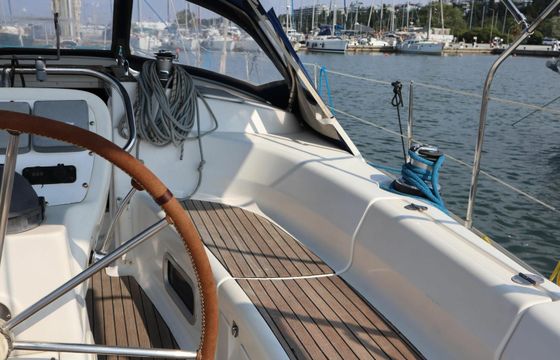 Bavaria Cruiser 41 Ifestos