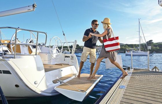 Bavaria Cruiser 37 Ocean Life 1