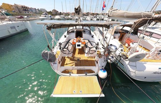 Bavaria Cruiser 41 Madrugada