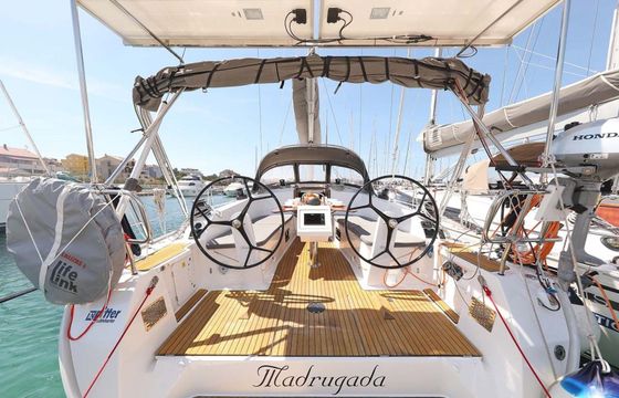 Bavaria Cruiser 41 Madrugada