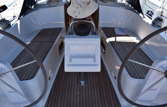 Bavaria Cruiser 37 Zaklopatica