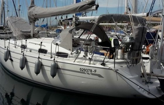 Bavaria Cruiser 37 Orange 4 You