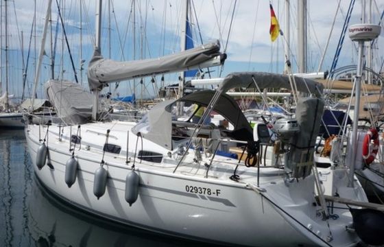 Bavaria Cruiser 37 Orange 4 You