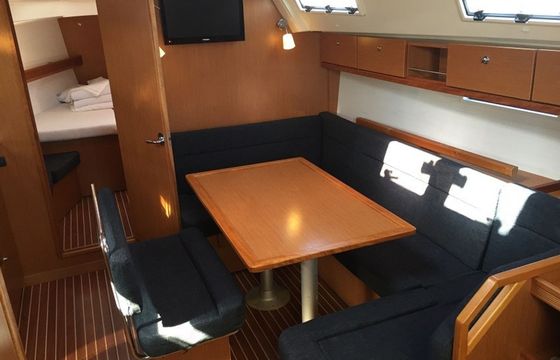Bavaria Cruiser 40 Vesna