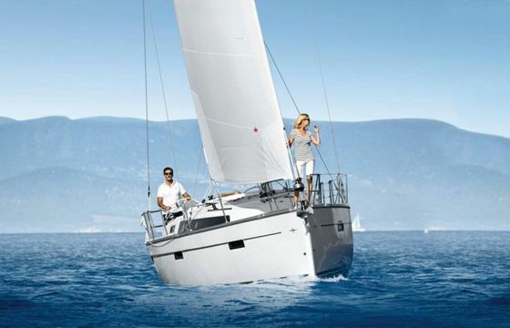 Bavaria Cruiser 37 Sayra