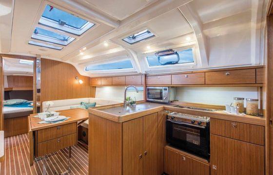 Bavaria Cruiser 37 Sayra