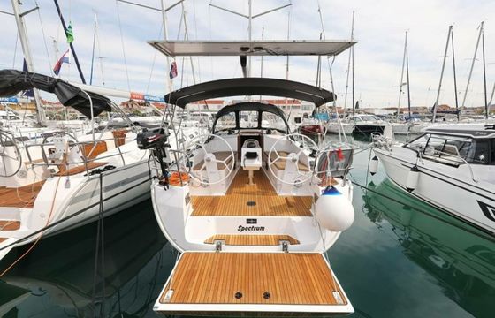 Bavaria Cruiser 37 Spectrum