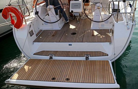 Bavaria Cruiser 41 Nostalgia