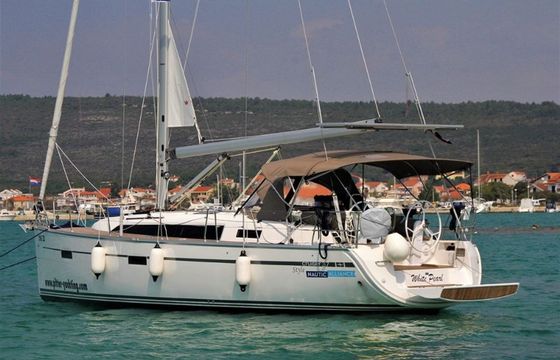 Bavaria Cruiser 37 White Pearl