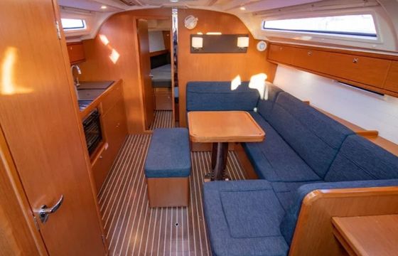 Bavaria Cruiser 41 Stepping Stone
