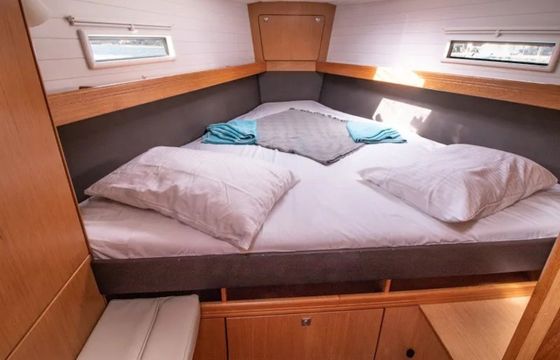 Bavaria Cruiser 41 Thunderbird 1