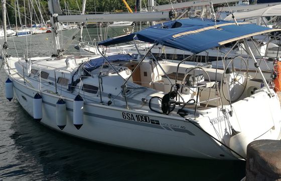 Bavaria Cruiser 40 Spring Rose