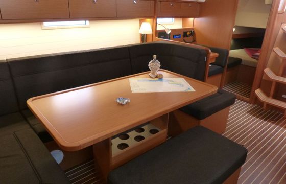 Bavaria Cruiser 41 Xenia