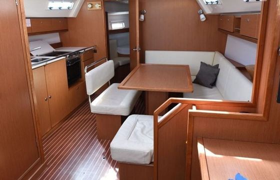 Bavaria Cruiser 40 Eurybia