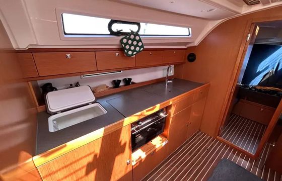 Bavaria Cruiser 41 Mola 22-3 R Breege