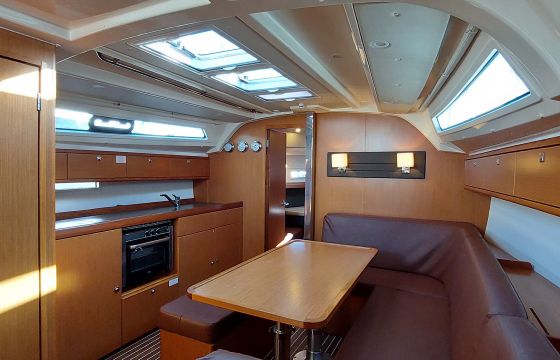 Bavaria Cruiser 41 Oberon