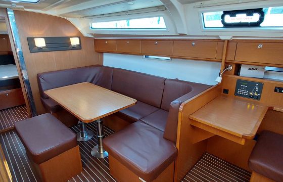Bavaria Cruiser 41 Oberon