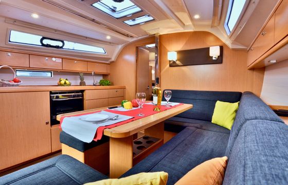 Bavaria Cruiser 41 Stella
