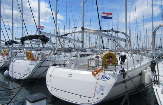 Bavaria Cruiser 45 Tiha