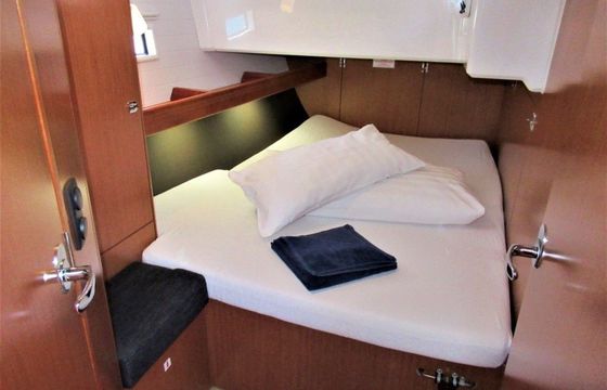 Bavaria Cruiser 46 Blue Moon