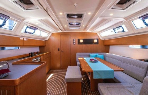 Bavaria Cruiser 46 First Step