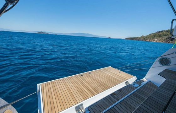 Bavaria Cruiser 46 First Step