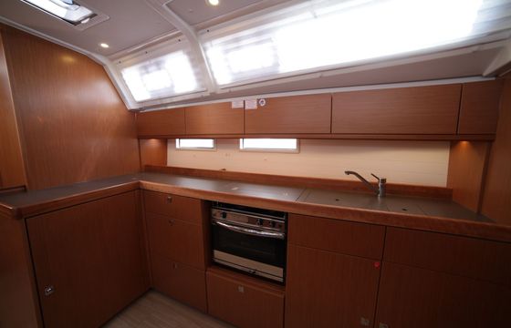 Bavaria Cruiser 46 Sail Deneb