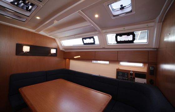 Bavaria Cruiser 46 Sail Deneb