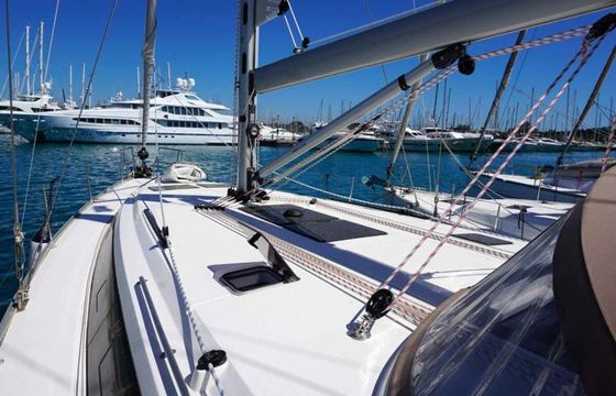 Bavaria Cruiser 46 Delphina