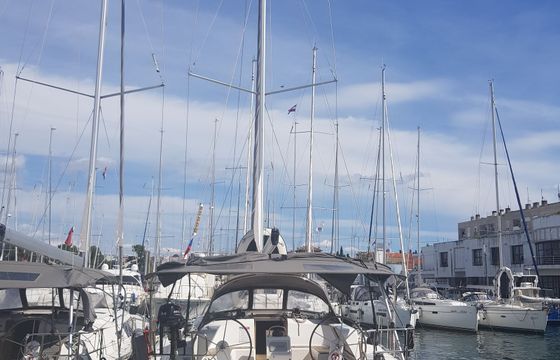 Bavaria Cruiser 51 Given to Fly