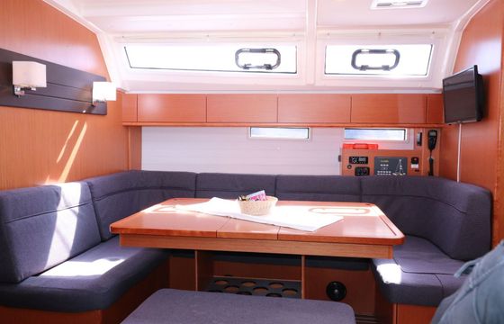 Bavaria Cruiser 46 Ocean Breeze