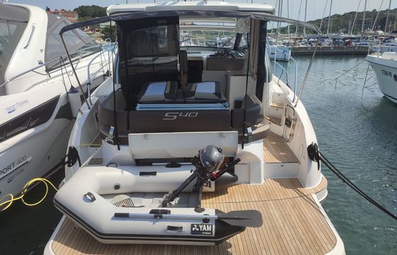 Bavaria S40 Kama