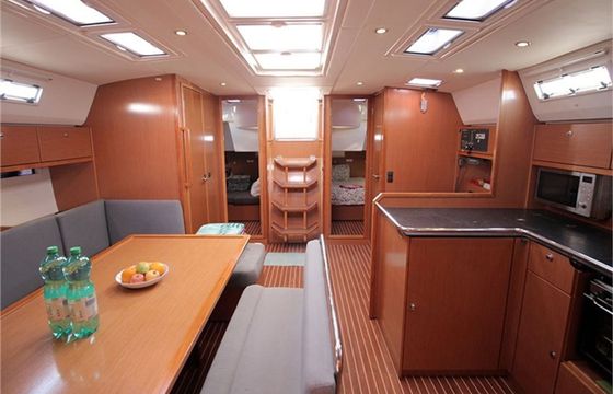 Bavaria Cruiser 50 Leonis