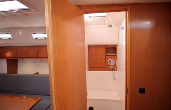 Bavaria Cruiser 50 Leonis