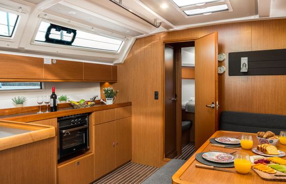 Bavaria Cruiser 46 Queen Dina