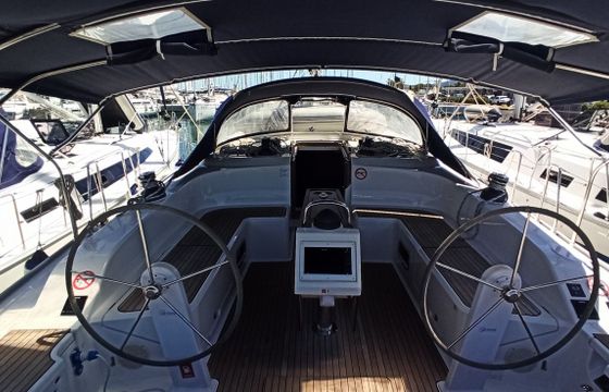 Bavaria Cruiser 51 Everest