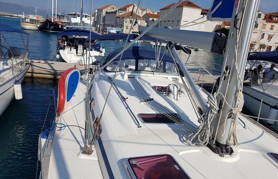 Bavaria Cruiser 50 Barolo 1
