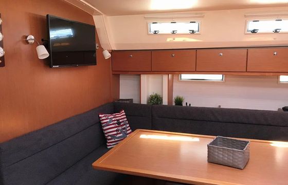 Bavaria Cruiser 50 Juniper